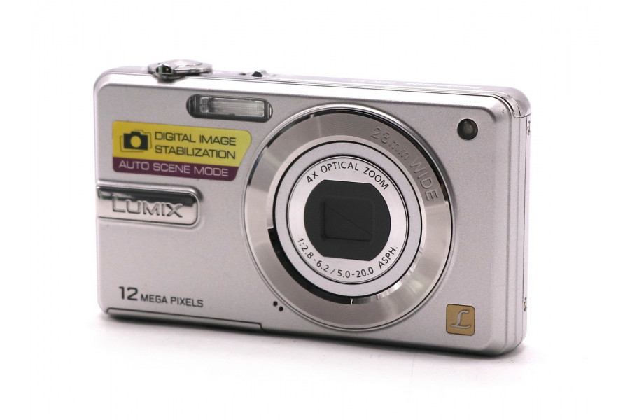 Фотоаппарат Panasonic Lumix DMC-F3 в упаковке