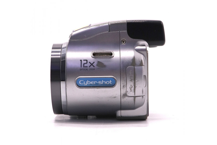 Компактный Sony Cyber-shot DSC-H5 в упаковке