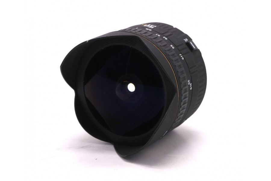 Объектив Sigma AF 15mm f/2.8 EX FISHEYE Canon EF