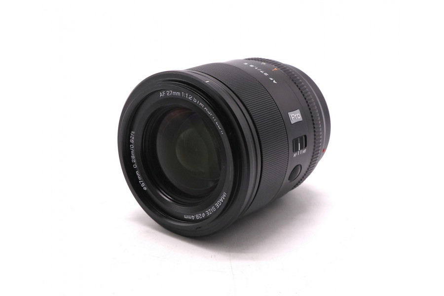 Viltrox AF 27mm f/1.2 E для Sony E в упаковке