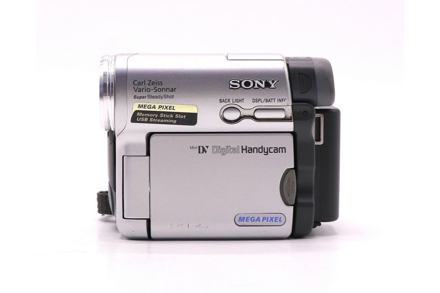 Видеокамера Sony DCR-TRV33E Handycam в упаковке