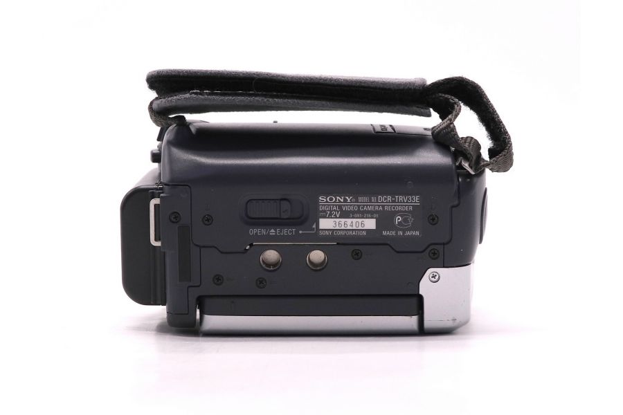 Видеокамера Sony DCR-TRV33E Handycam в упаковке