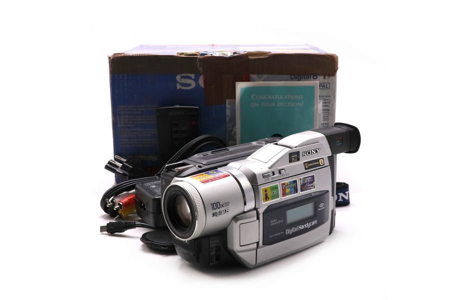 Видеокамера Sony DCR-TRV820E Handycam в упаковке