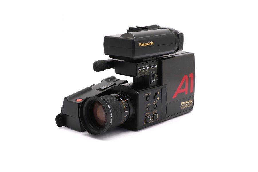 Видеокамера Panasonic Newvicon WVP-A1E в упаковке
