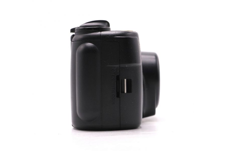 Фотокамера Olympus Superzoom 800 в упаковке