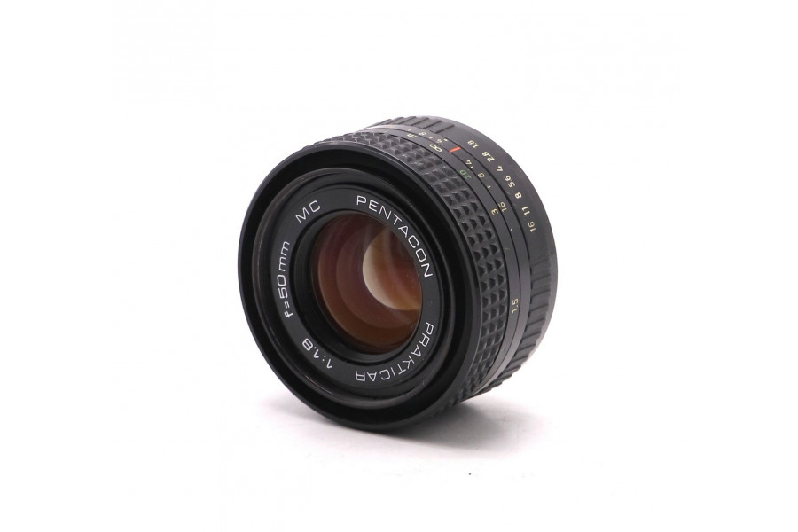 Объектив Pentacon Prakticar MC 1.8/50 в упаковке