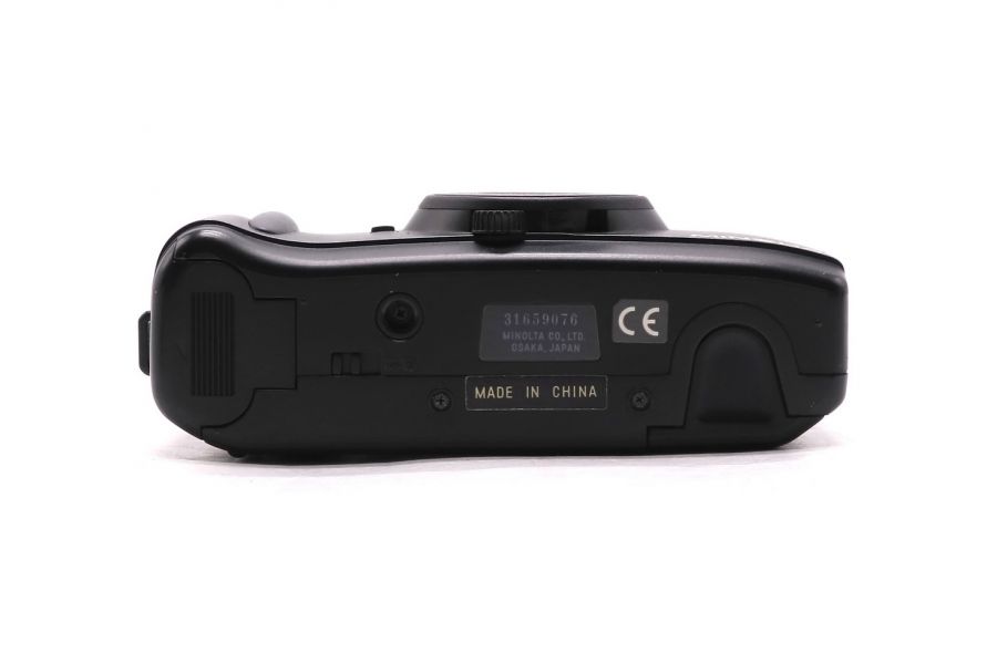 Аналоговая камера Minolta C10 в упаковке