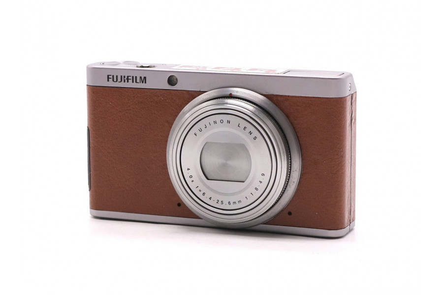 Фотоаппарат компактный Fujifilm XF-1 в упаковке