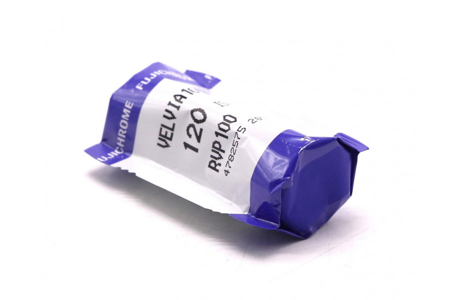 Профессиональная фотопленка Fujichrome Velvia 100 120/100