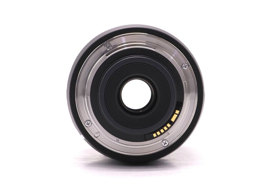 Объектив Canon EF-S 18-135mm 3.5-5.6 IS USM в упаковке