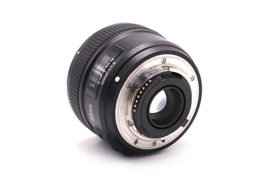 Объектив YongNuo AF 50mm f/1.8 Nikon F (отличное)