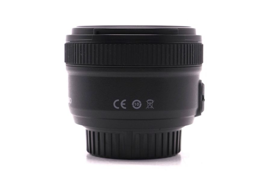 Объектив YongNuo AF 50mm f/1.8 Nikon F (отличное)