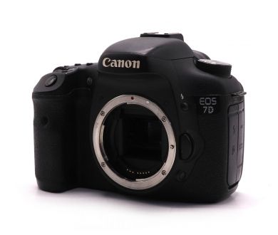 Фотокамера Canon EOS 7D body (пробег 73955 кадров)
