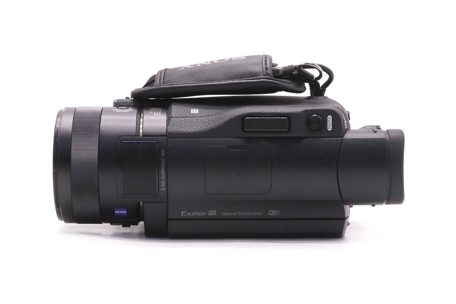 Видеокамера Sony FDR-AX100E Handycam в упаковке
