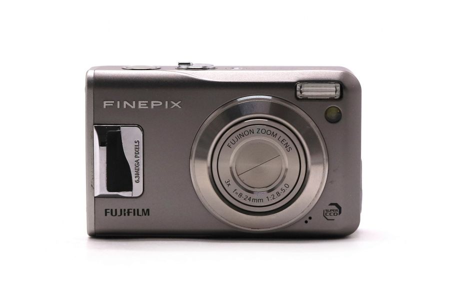 Фотокамера Fujifilm FinePix F31fd в упаковке