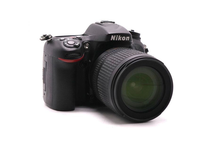 Nikon D7100 kit 18-105mm (пробег 8680 кадров)