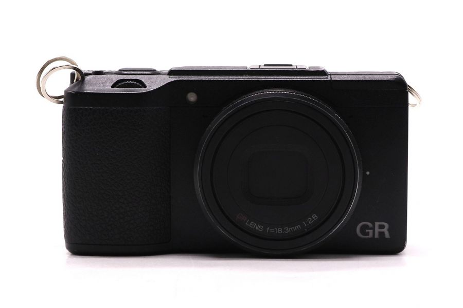Цифровая камера Ricoh GR II (пробег 10500 кадров)