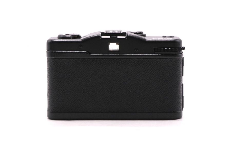 Компактный фотоаппарат Lomo LC-A в упаковке