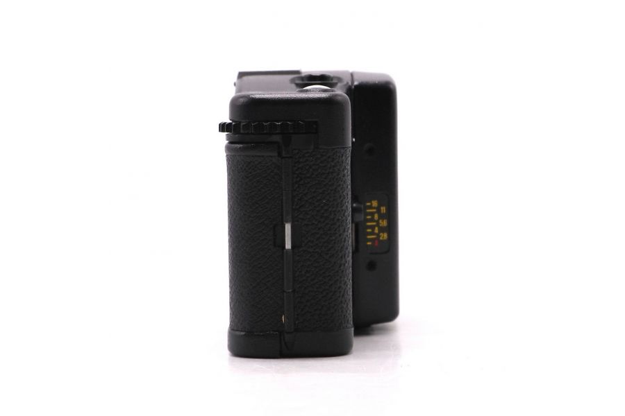 Компактный фотоаппарат Lomo LC-A в упаковке