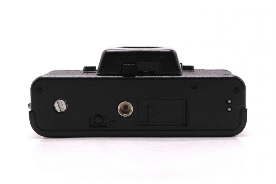 Компактный фотоаппарат Lomo LC-A в упаковке