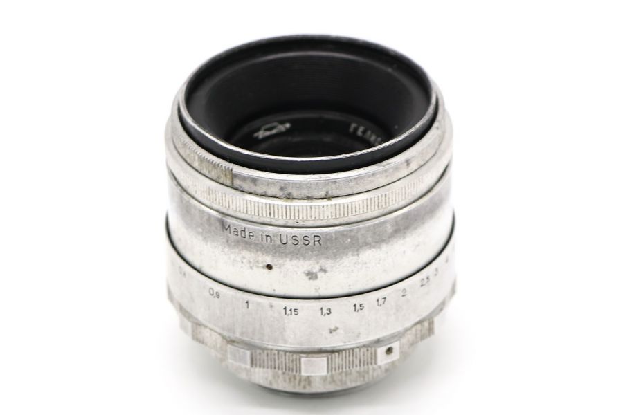Советский мануальный объектив Гелиос-44 2/58 М39