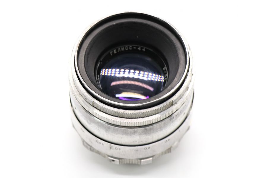 Советский мануальный объектив Гелиос-44 2/58 М39