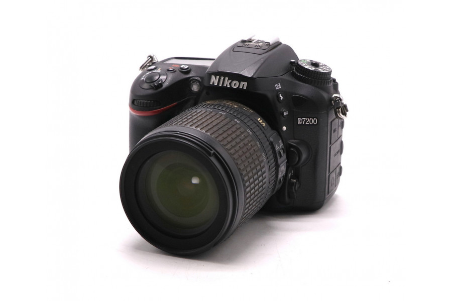 Фотоаппарат Nikon D7200 kit (пробег 6015 кадров)