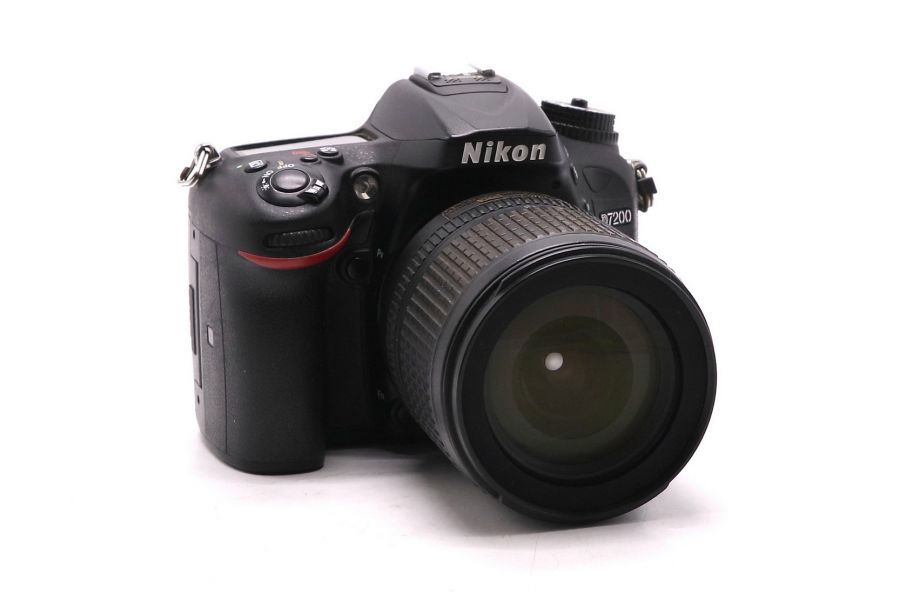 Фотоаппарат Nikon D7200 kit (пробег 6015 кадров)
