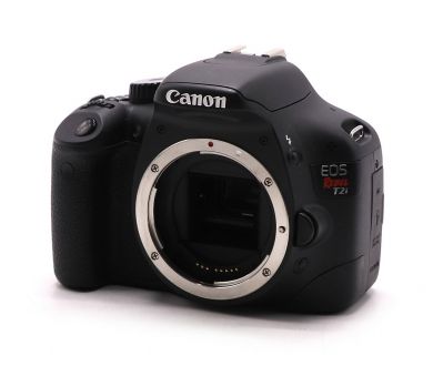 Canon EOS Rebel T2i (550D) body (пробег 2085 кадров)