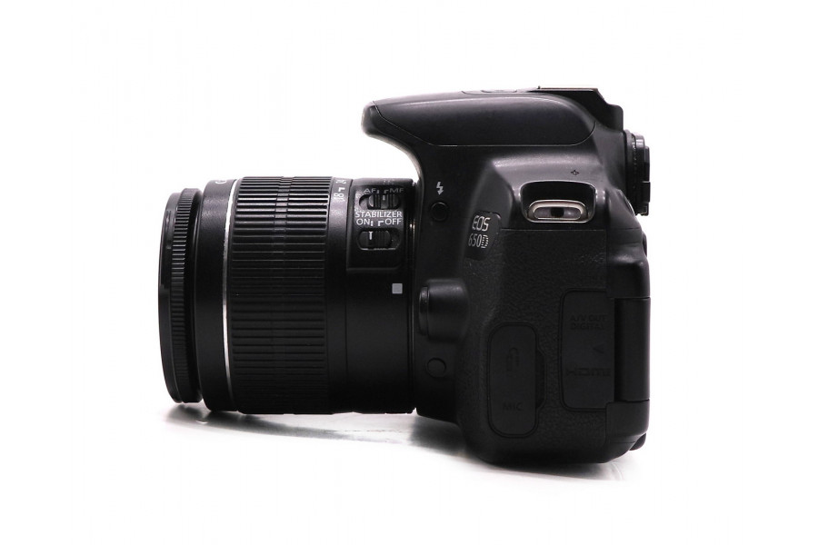 Камера Canon EOS 650D kit (пробег 65000 кадров)