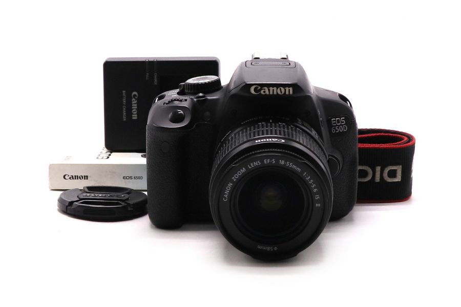 Камера Canon EOS 650D kit (пробег 65000 кадров)