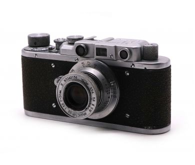 Камера Зоркий + Индустар-22 П ранний (СССР, 1952)