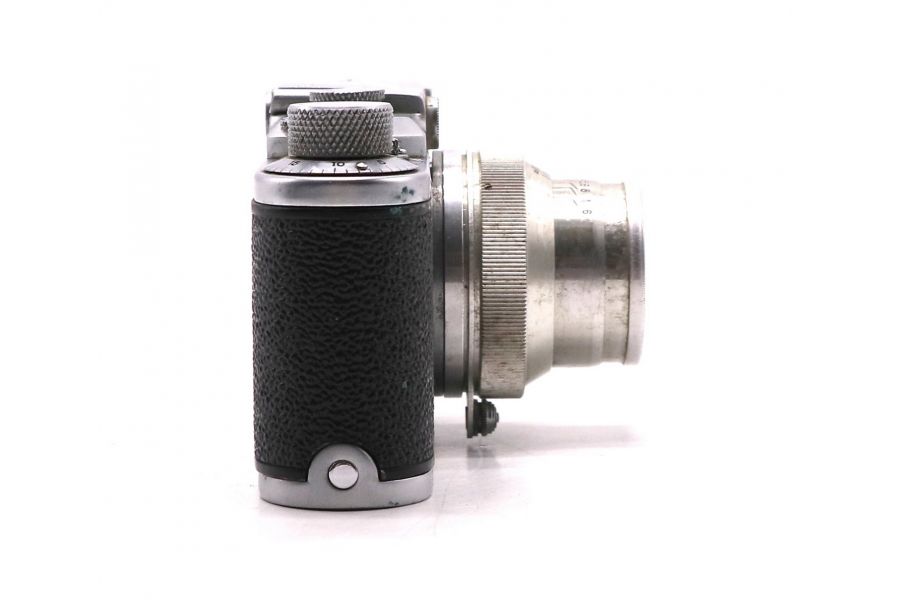 Зоркий 1-го выпуска ригельный в упаковке (1952)