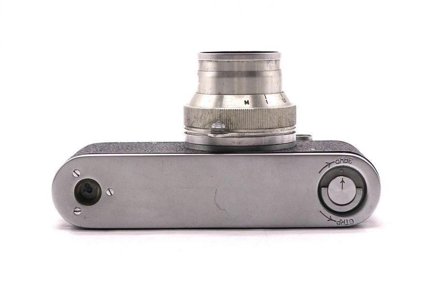 Зоркий 1-го выпуска ригельный в упаковке (1952)