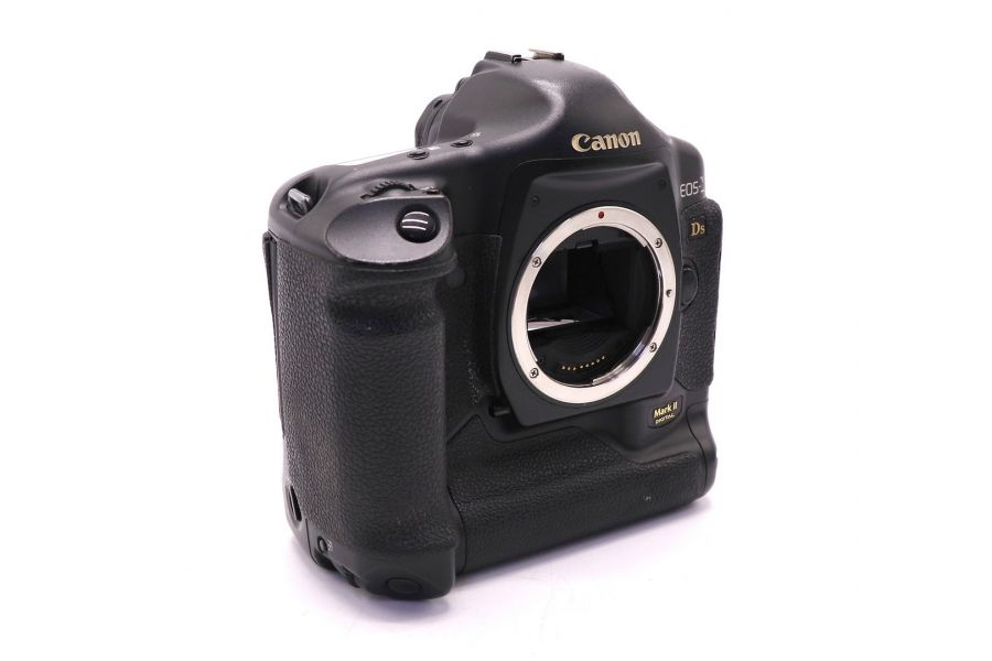 Canon EOS 1Ds Mark II body (пробег 111505 кадров)