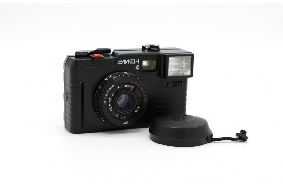 Малоформатный фотоаппарат Эликон 4 в упаковке