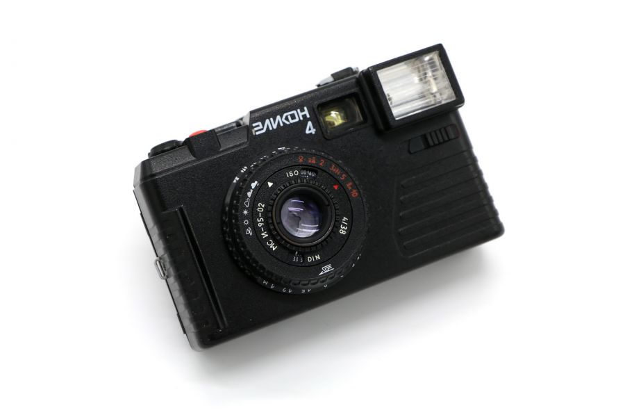 Малоформатный фотоаппарат Эликон 4 в упаковке