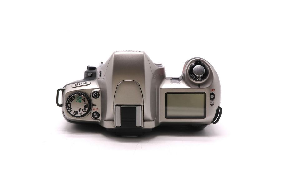 Плёночная зеркальная камера Nikon F65 body