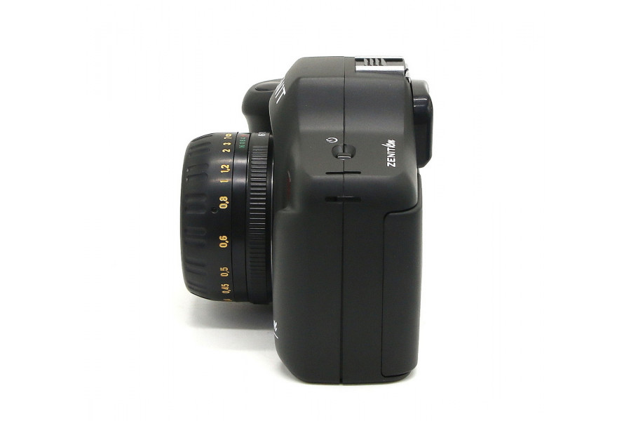 Камера Зенит КМ Plus + Зенитар-К2 в упаковке