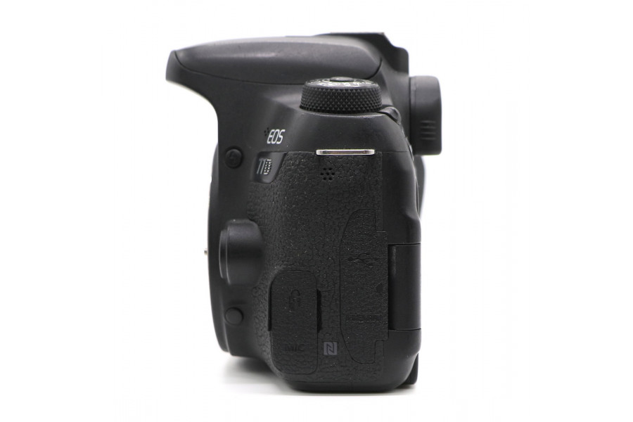 Canon EOS 77D body в упаковке (пробег 140 кадров)