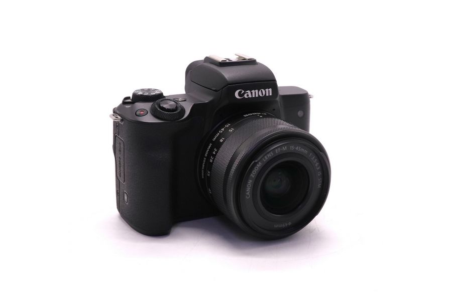 Canon EOS M50 II kit (пробег 2105 кадров)