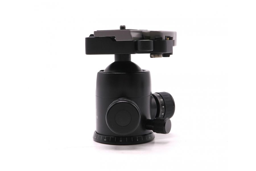 Штативная голова Calumet Pro-D 7048 в упаковке