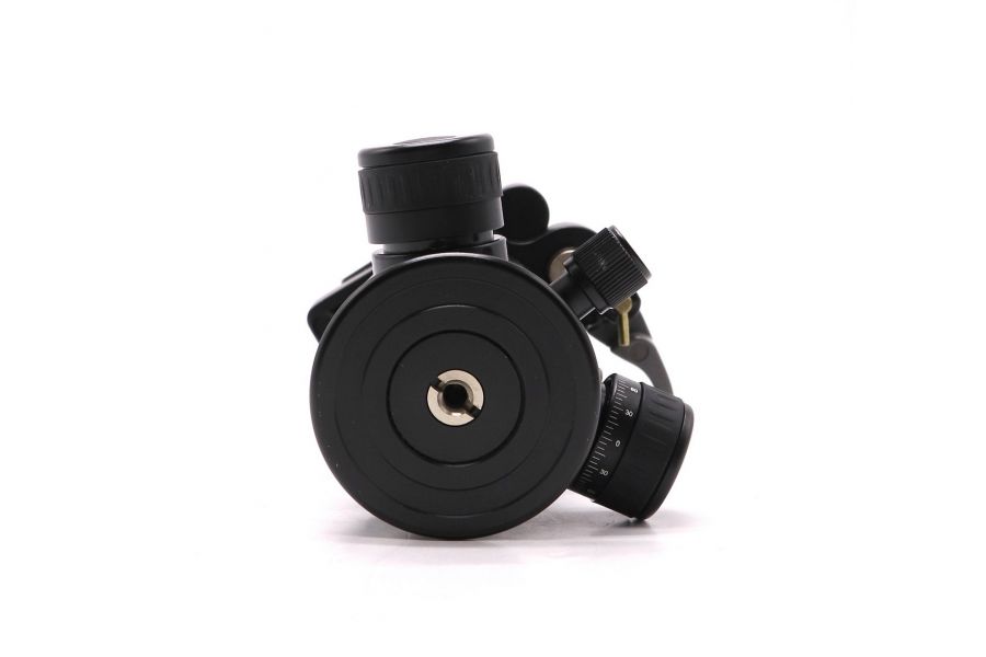 Штативная голова Calumet Pro-D 7048 в упаковке