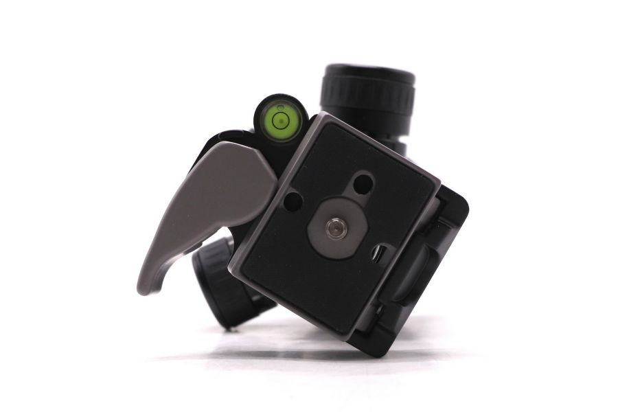 Штативная голова Calumet Pro-D 7048 в упаковке