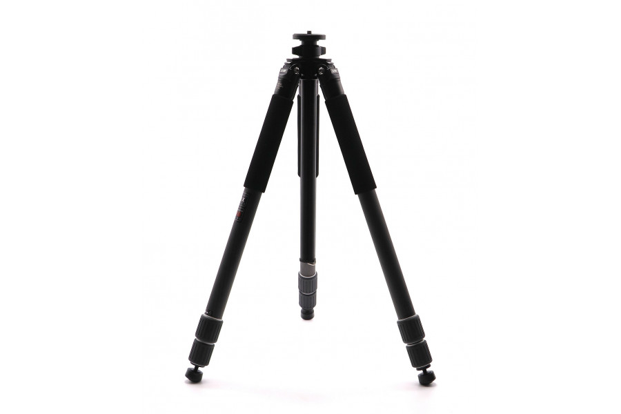 Штатив Calumet 8145 Сarbon Tripod в упаковке