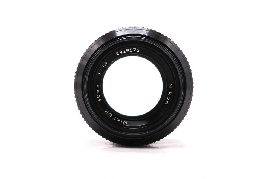 Объектив мануальный Nikon 50mm f/1.4 Nikkor Pre-AI
