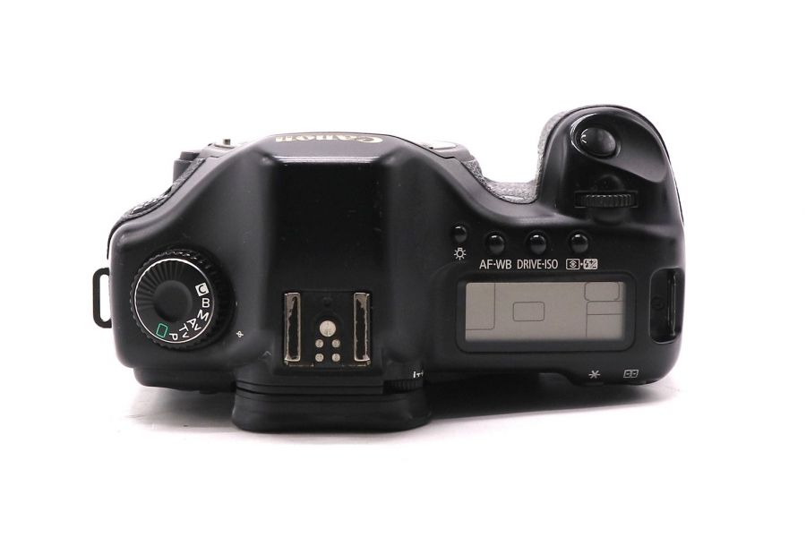 Цифровой фотоаппарат Canon EOS 5D body в упаковке