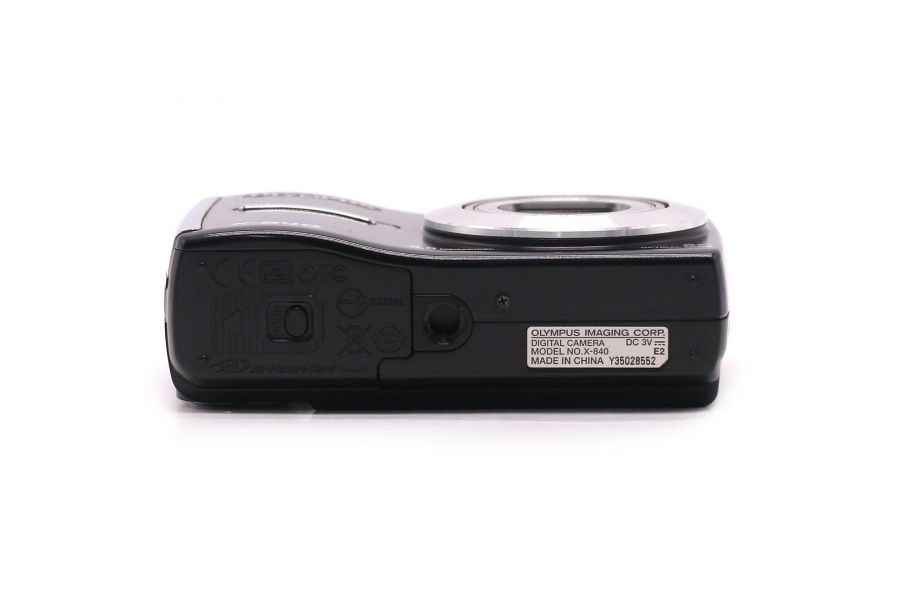 Компактная цифровая фотокамера Olympus X-840