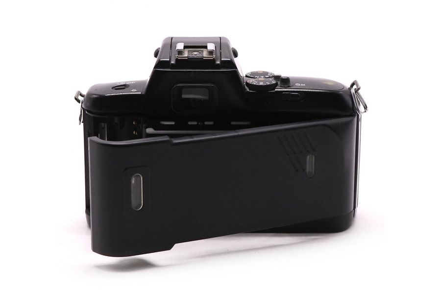 Автофокусная зеркальная камера Nikon F-401x body