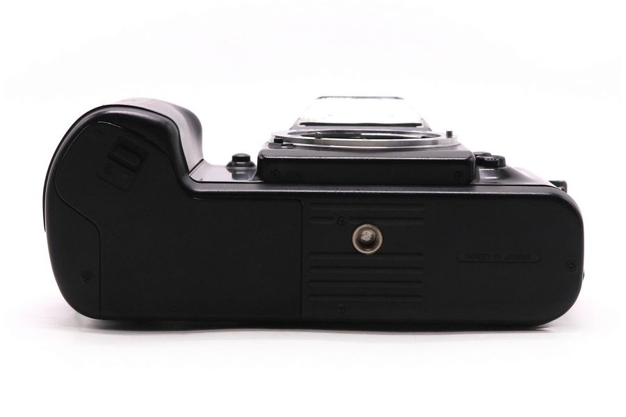 Автофокусная зеркальная камера Nikon F-401x body